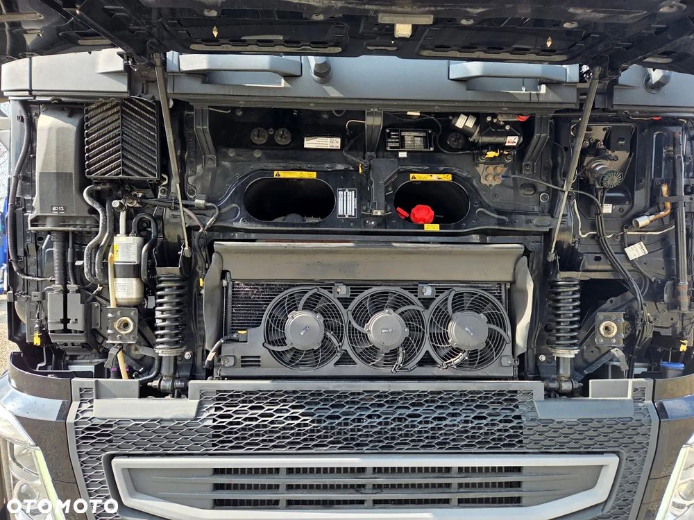 Volvo FH500 / XENON / ACC / I PARK COOL / ZŁOTY KONTRAKT / NOWE SPRZĘGŁO - 12