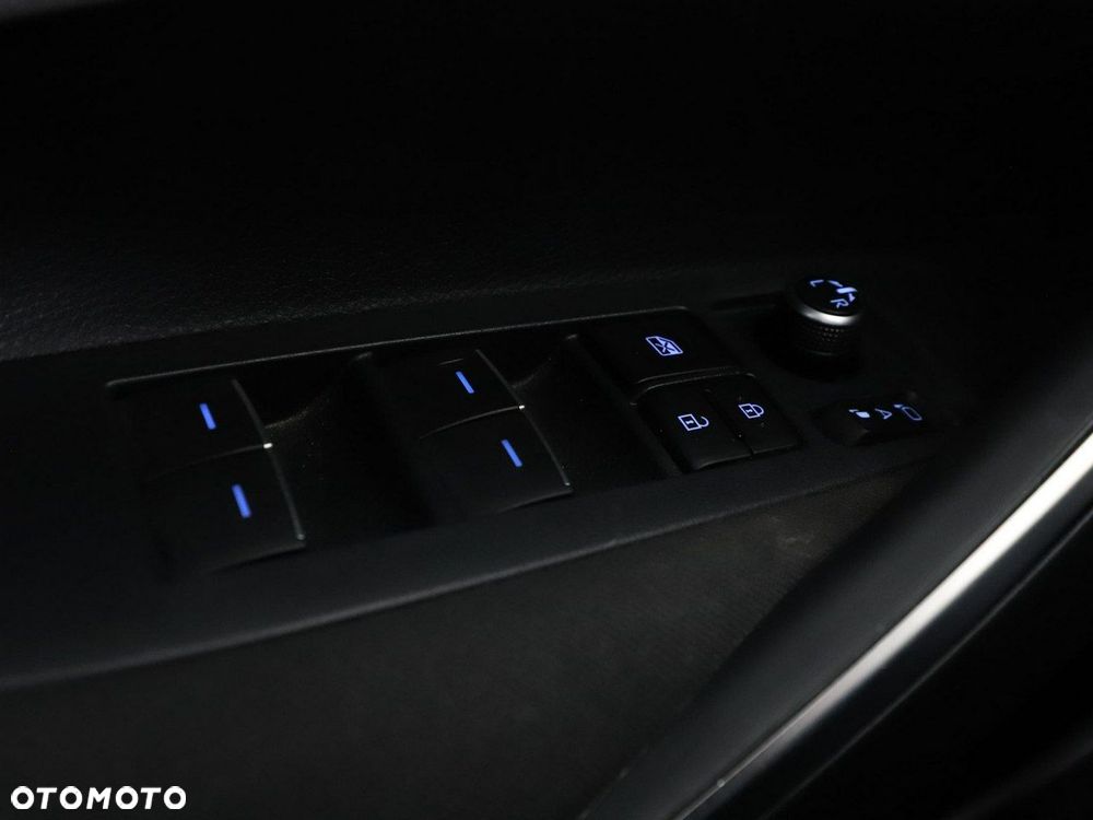 Toyota Corolla 2.0 Hybrid Executive - 37