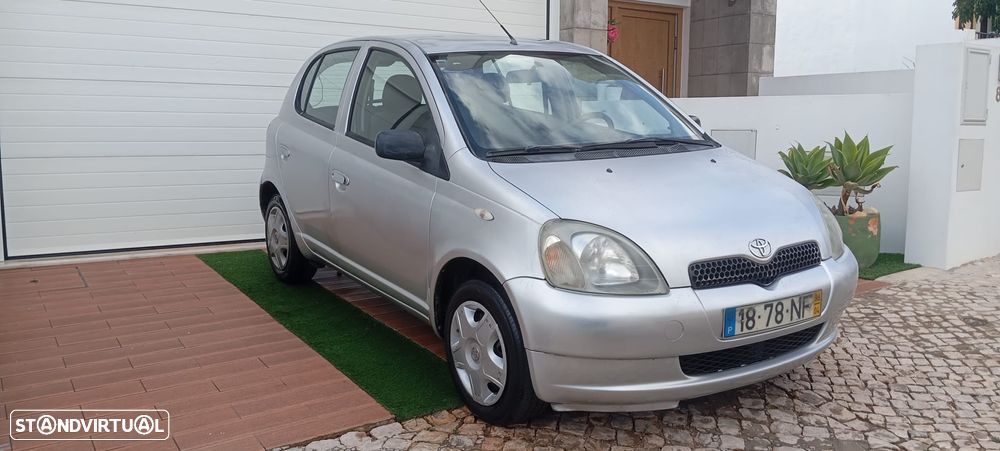 Toyota Yaris 1.0 Terra - 5