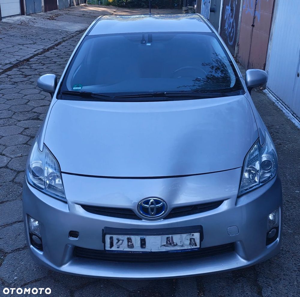 Toyota Prius 1.8 HSD Sol - 8