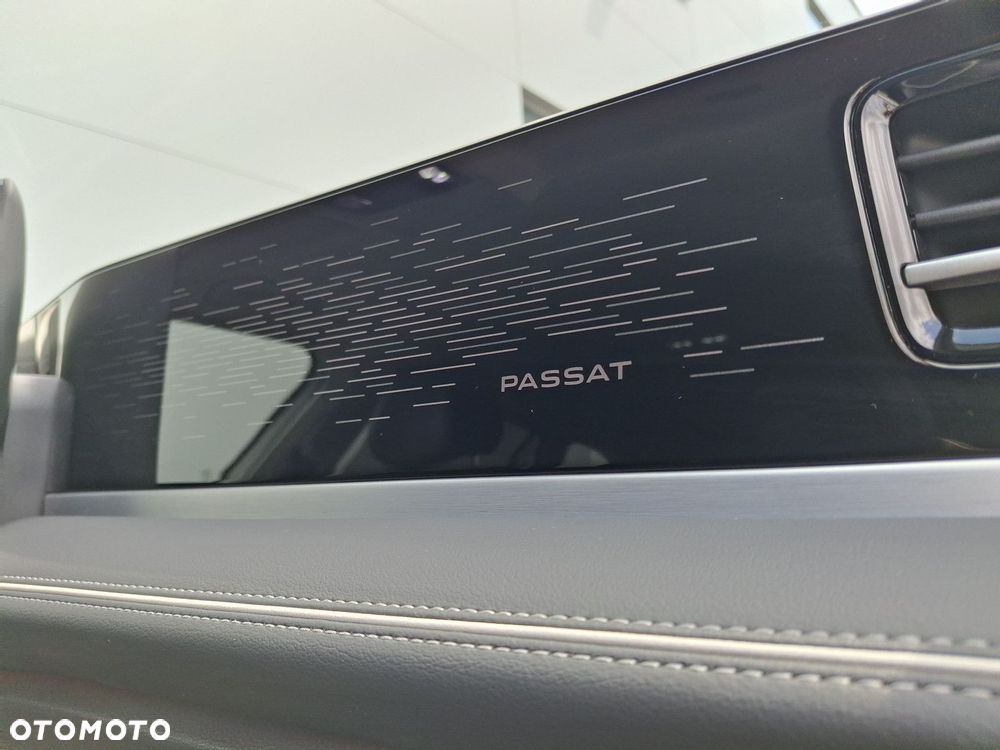 Volkswagen Passat - 39