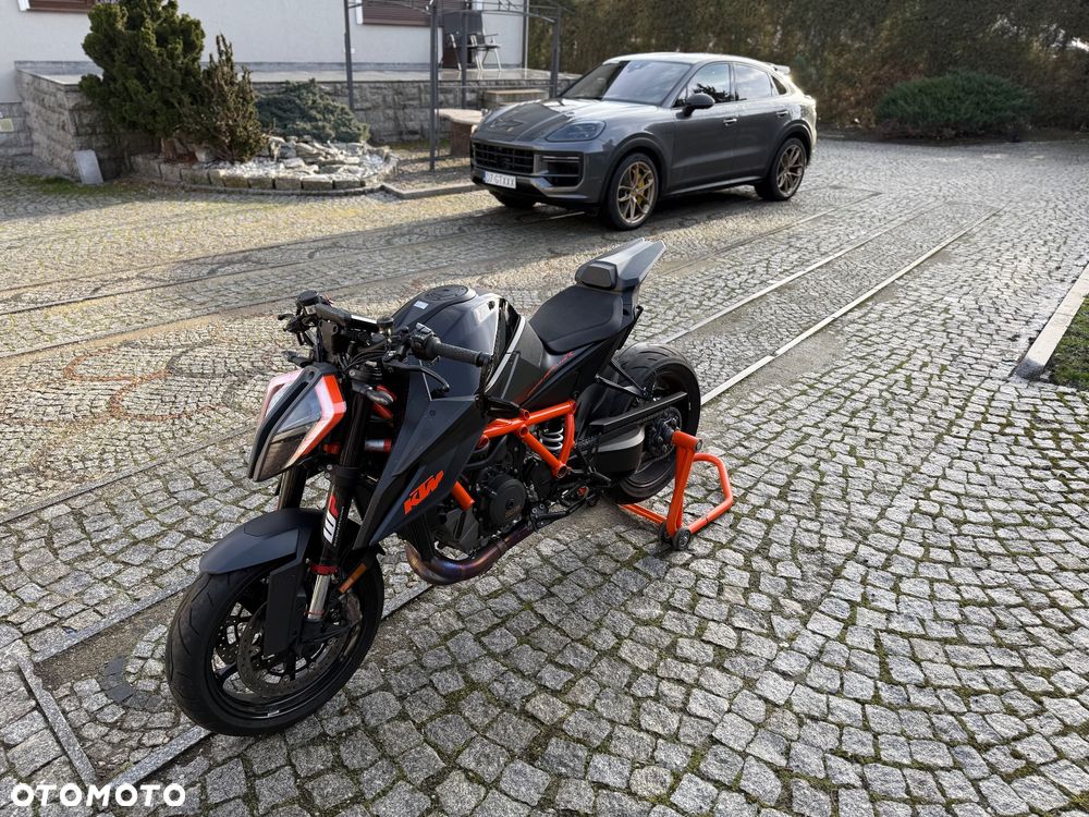 KTM Super Duke - 25