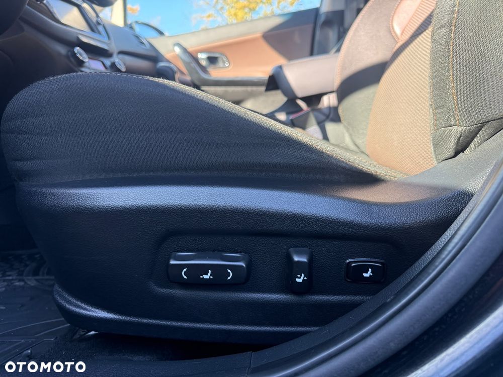 Kia Ceed 1.6 CRDi 128 Platinum Edition - 35