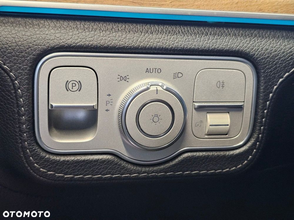 Mercedes-Benz GLE - 31