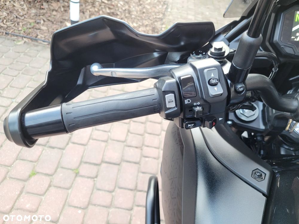 Kawasaki Versys 650 - 16