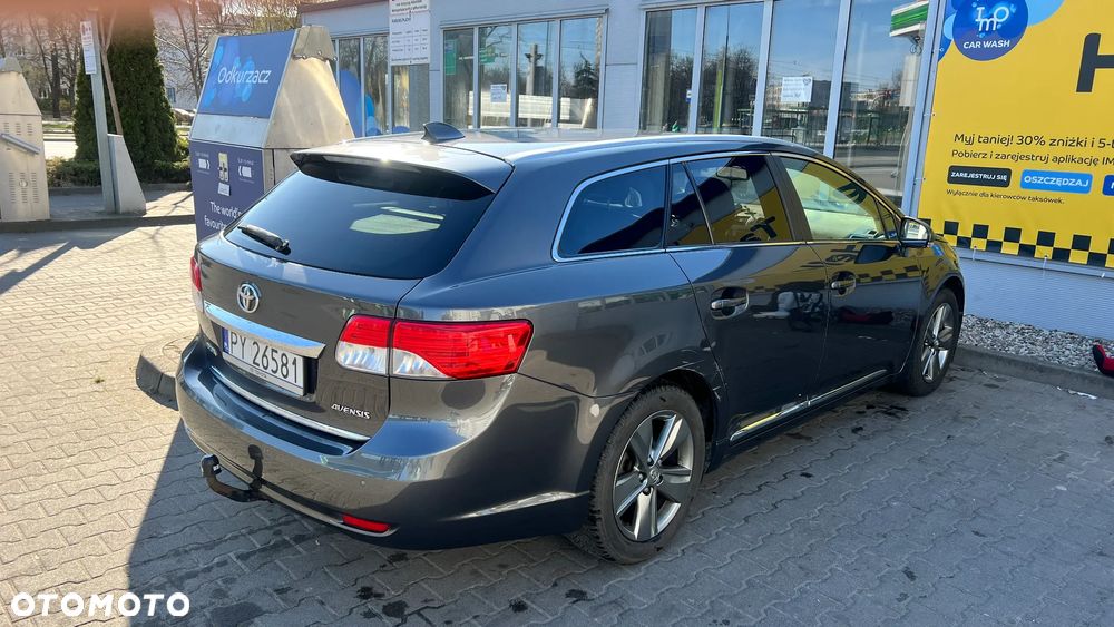 Toyota Avensis 1.8 Premium - 6