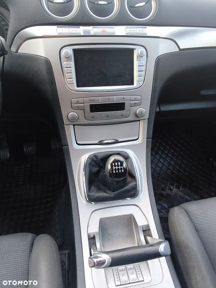 Ford S-Max 2.2 TDCi DPF Titanium - 14