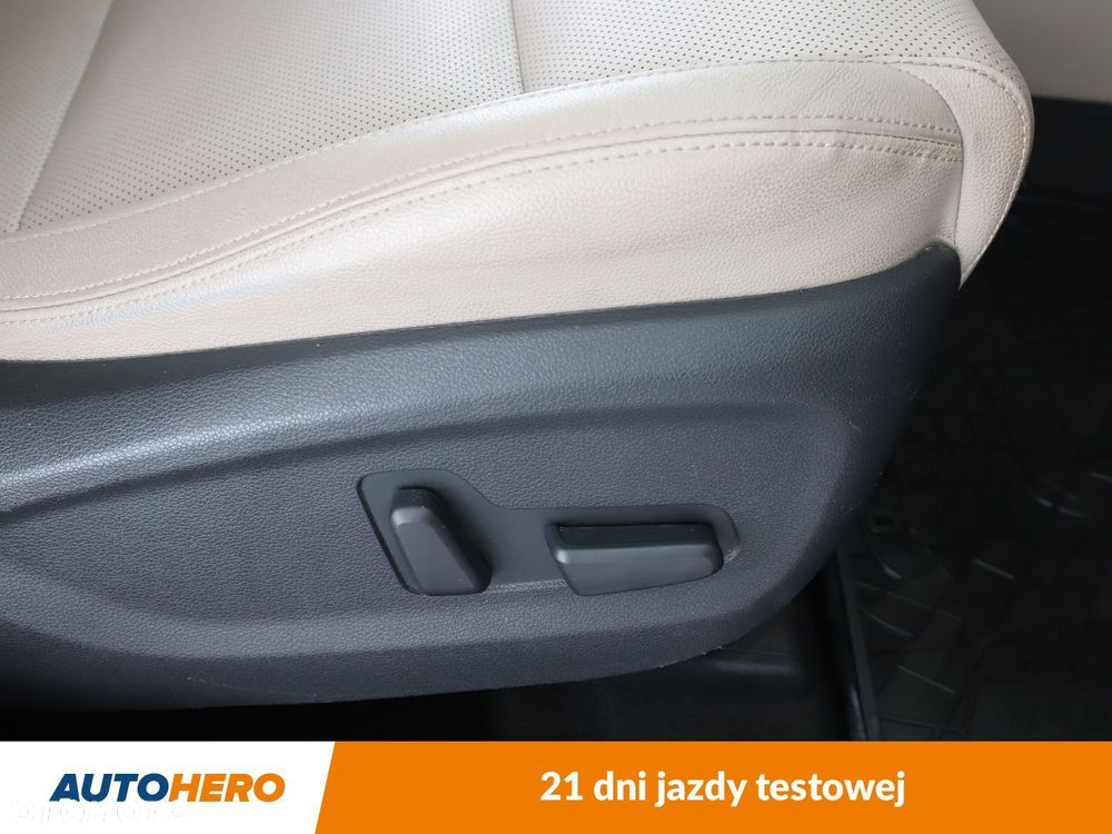 Hyundai Tucson 2.0 CRDI Premium 4WD - 35