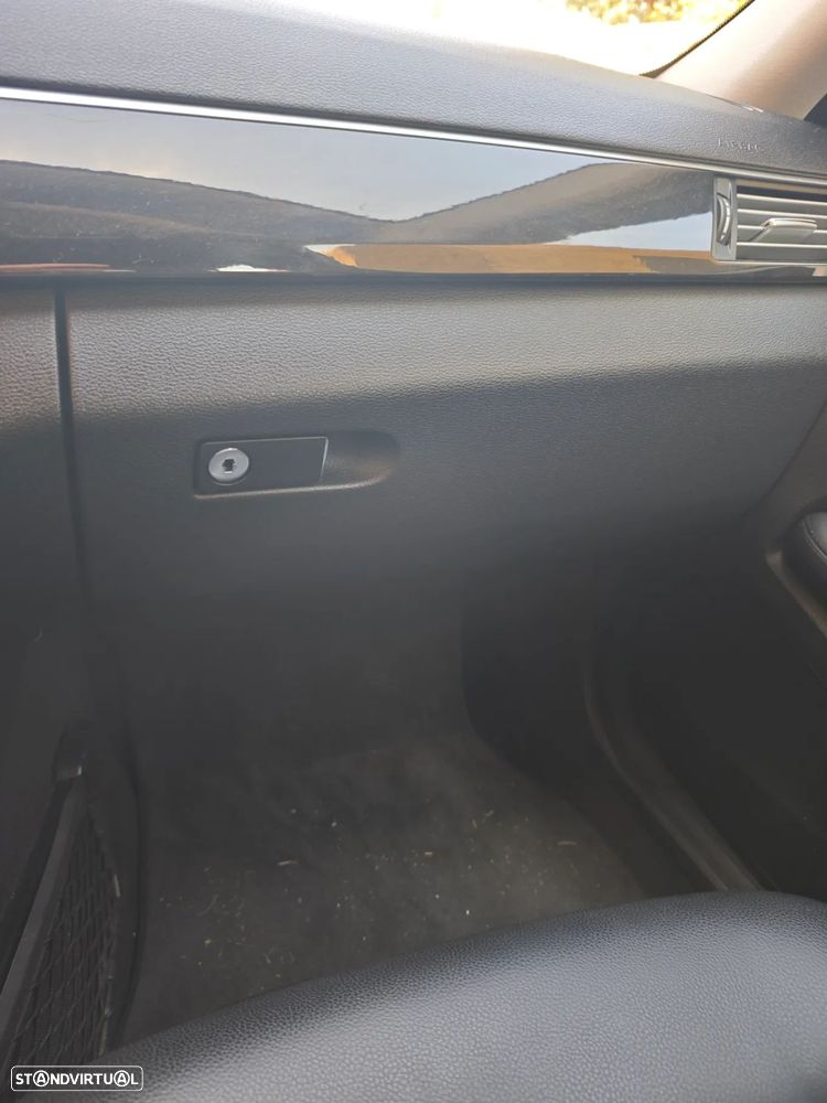 Mercedes-Benz E 250 CDi Avantgarde BlueEfficiency Auto. - 13