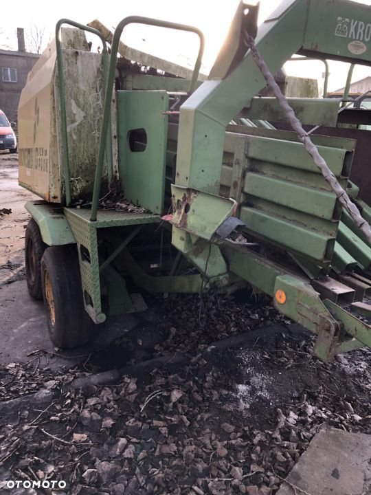 Krone BIG PACK 120-80 Podbieracz