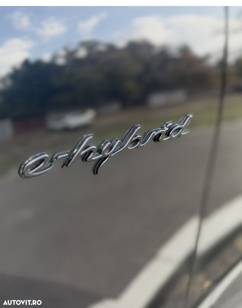 Porsche Cayenne - 4