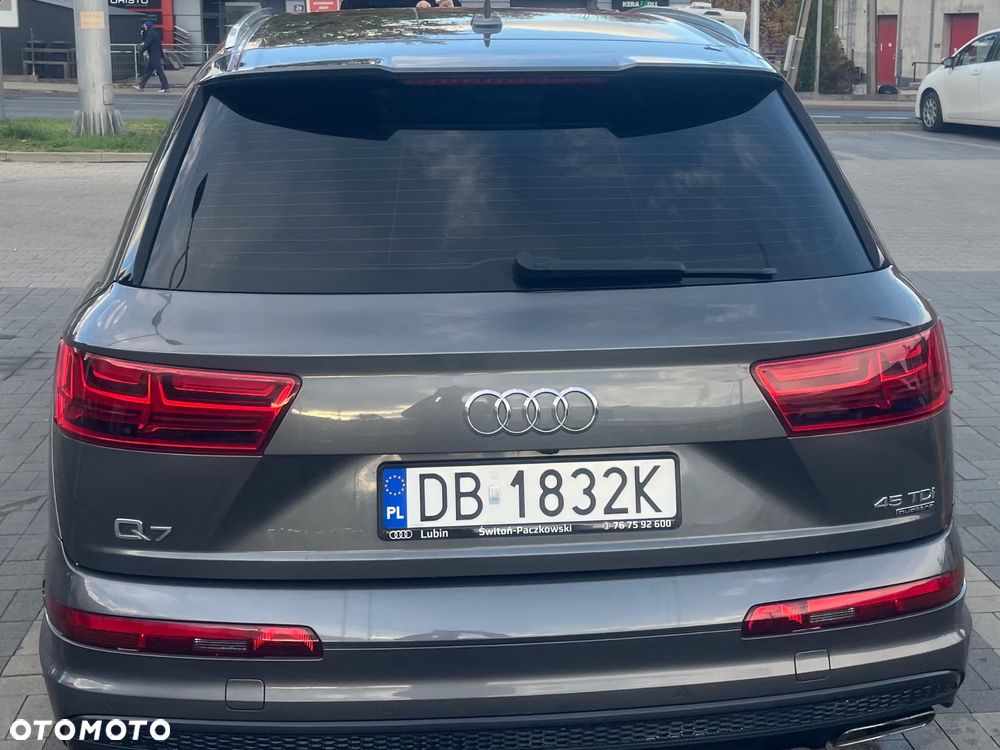 Audi Q7 2019 photo 4