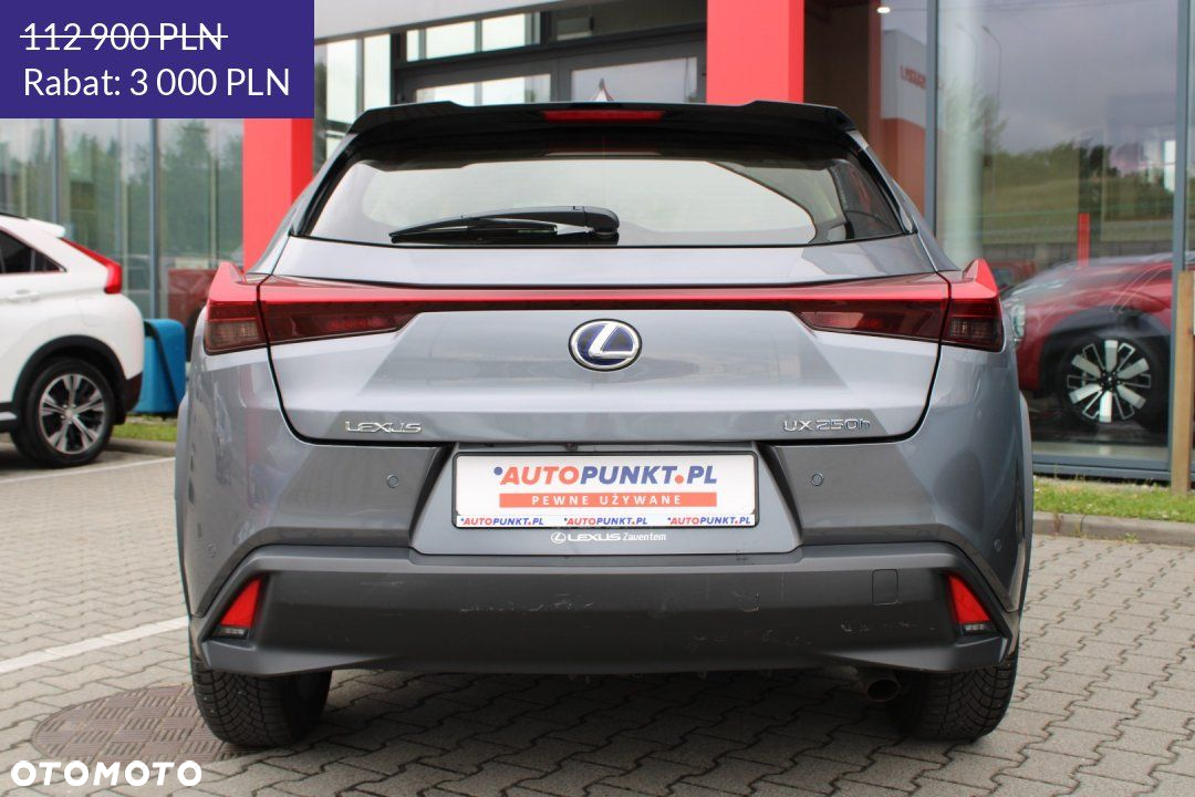 Lexus UX - 6