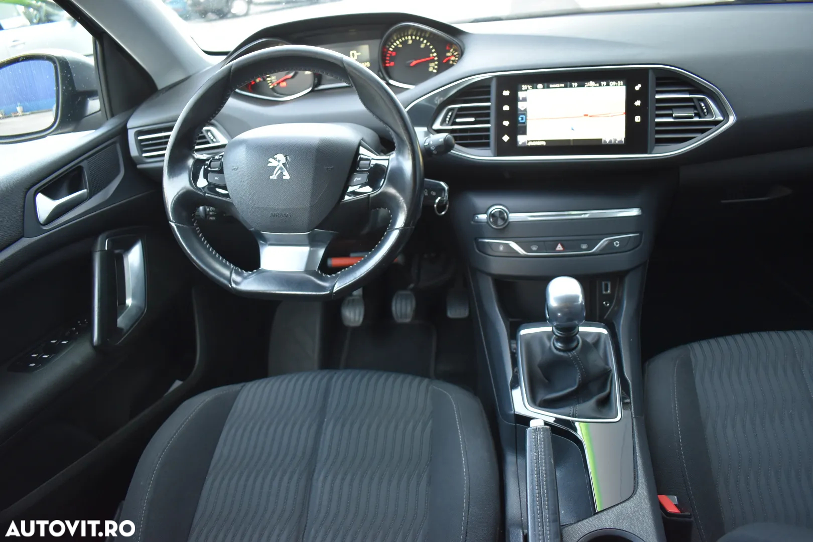 Peugeot 308 - 5