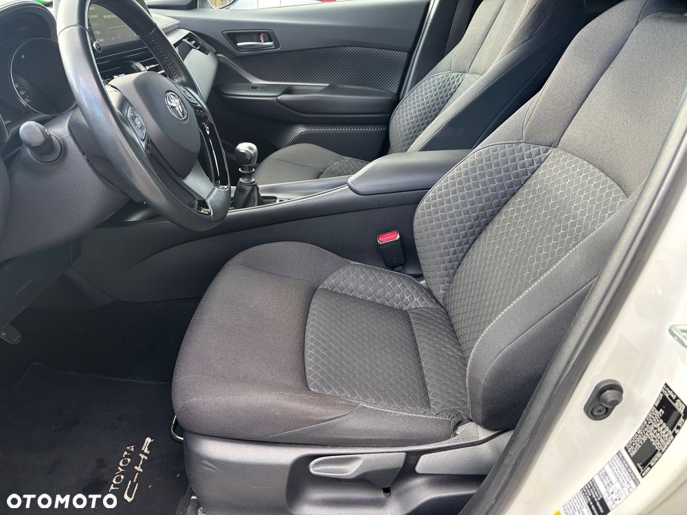 Toyota C-HR 1.2 T Prestige - 13