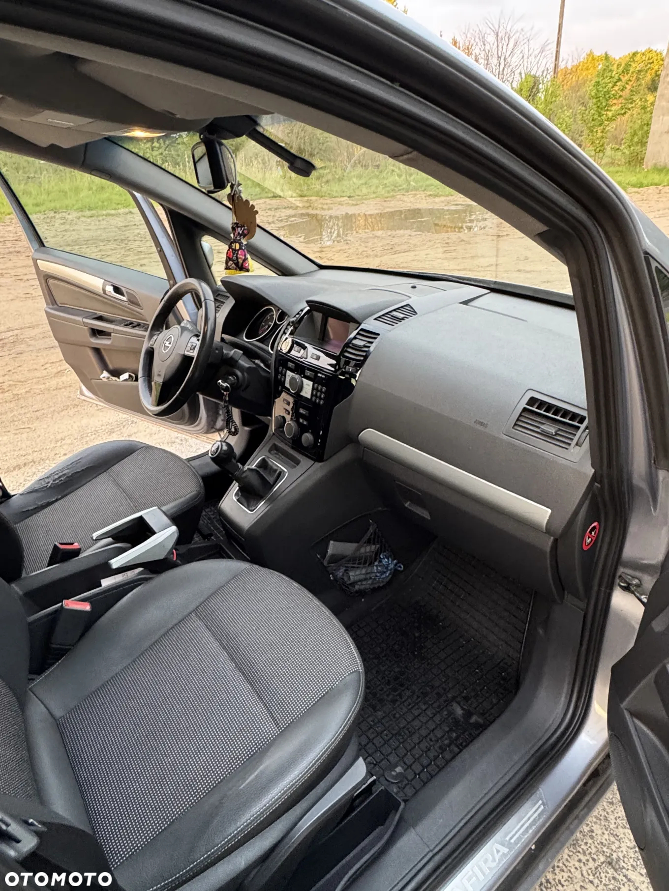 Opel Zafira - 14
