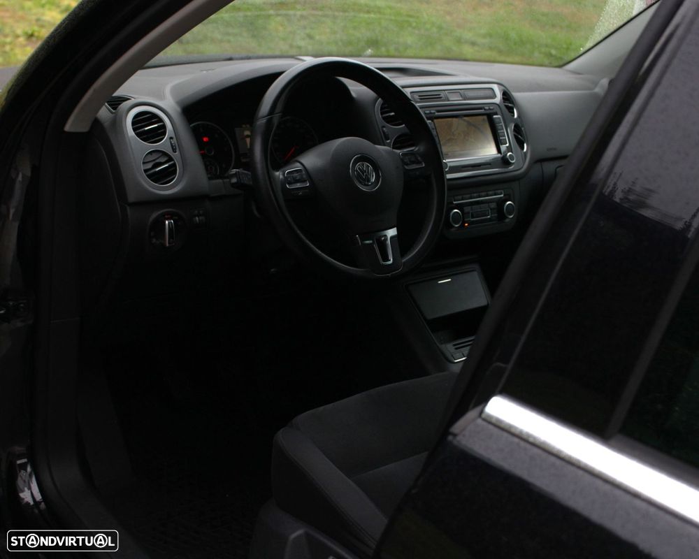VW Tiguan 2.0 TDi Sport BlueMotion - 26