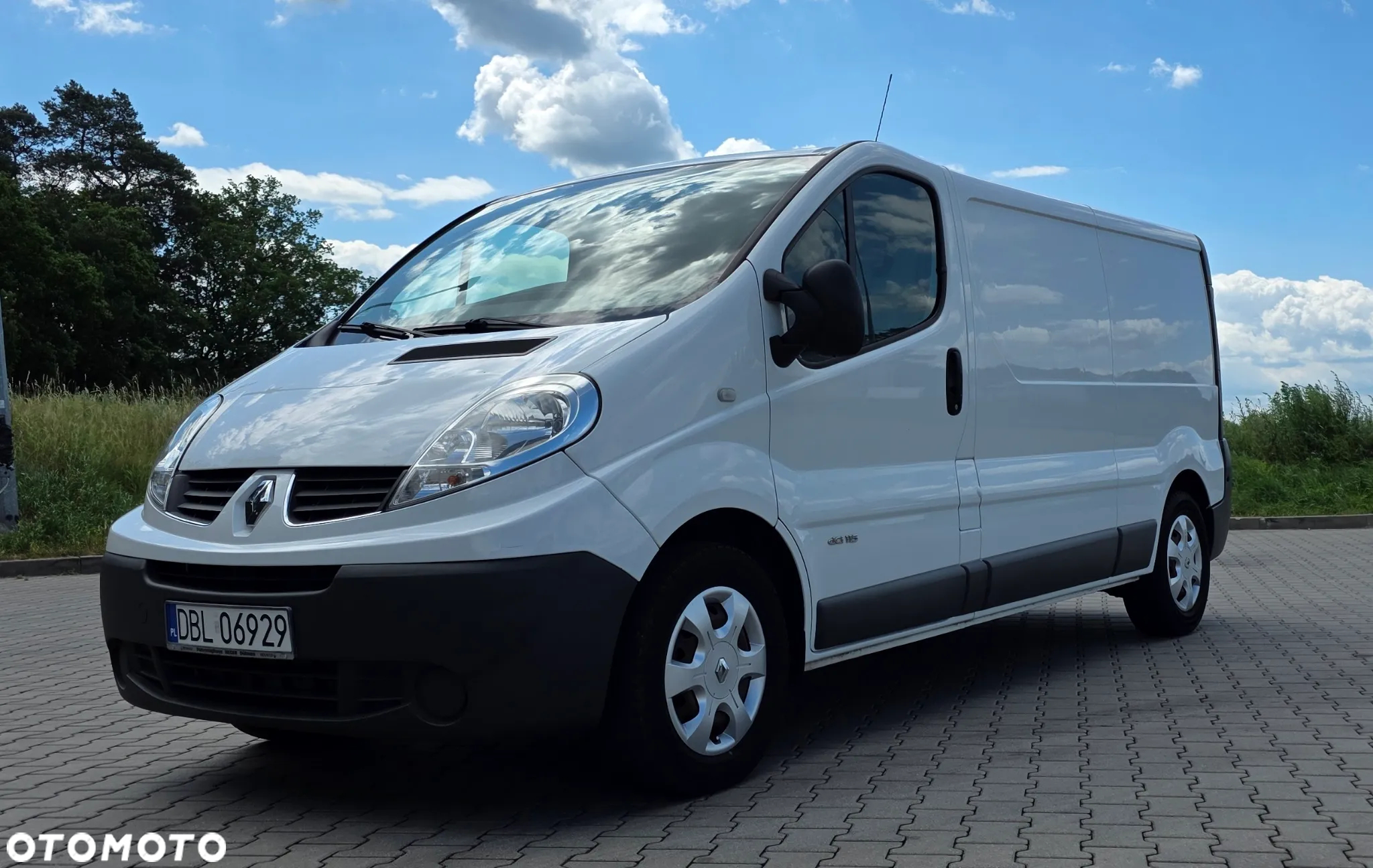 Renault TRAFIC - 2