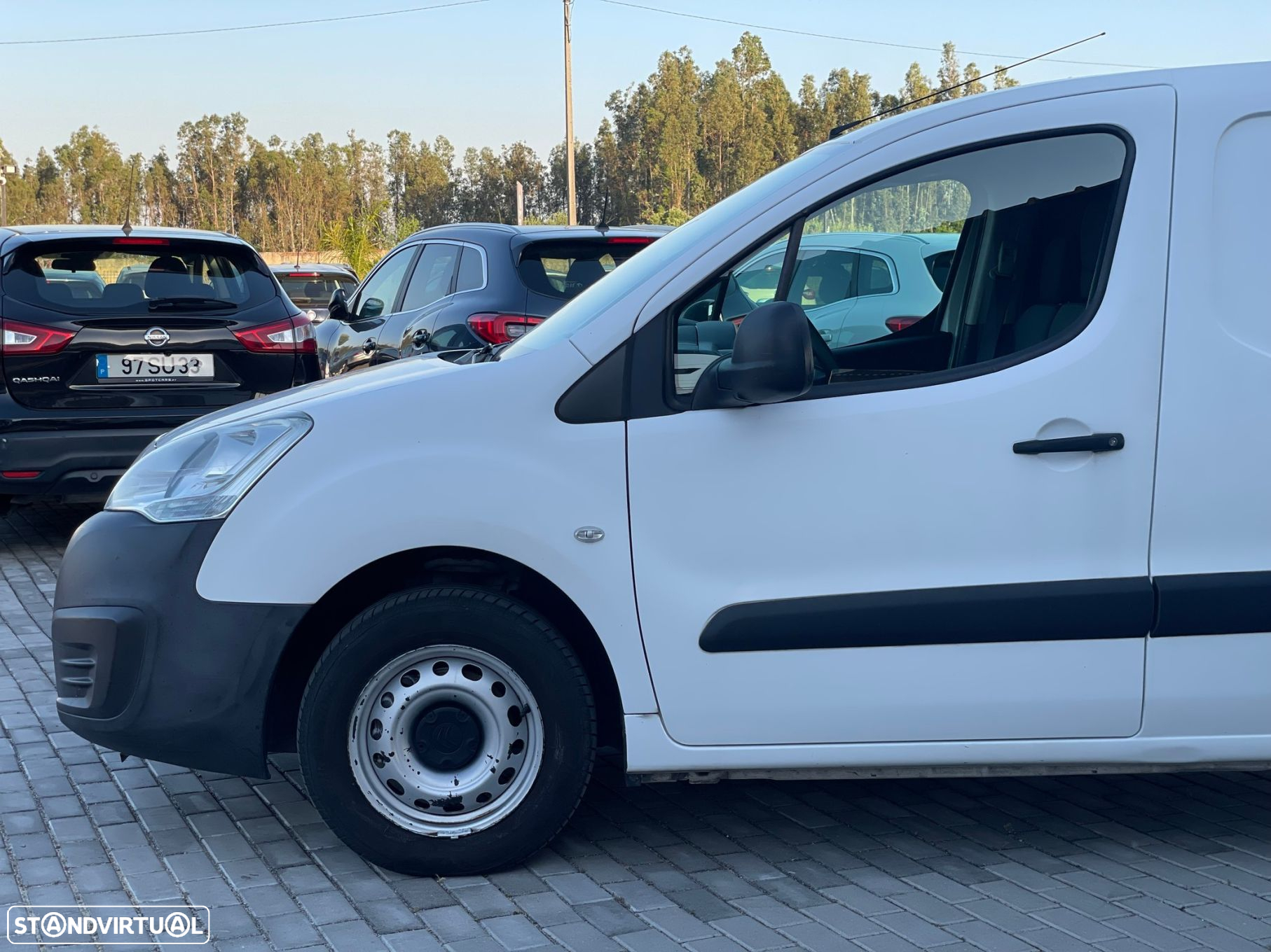 Citroën Berlingo 1.6 BlueHDi L1 Club - 4