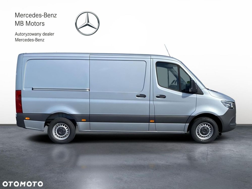 Mercedes-Benz Sprinter - 8