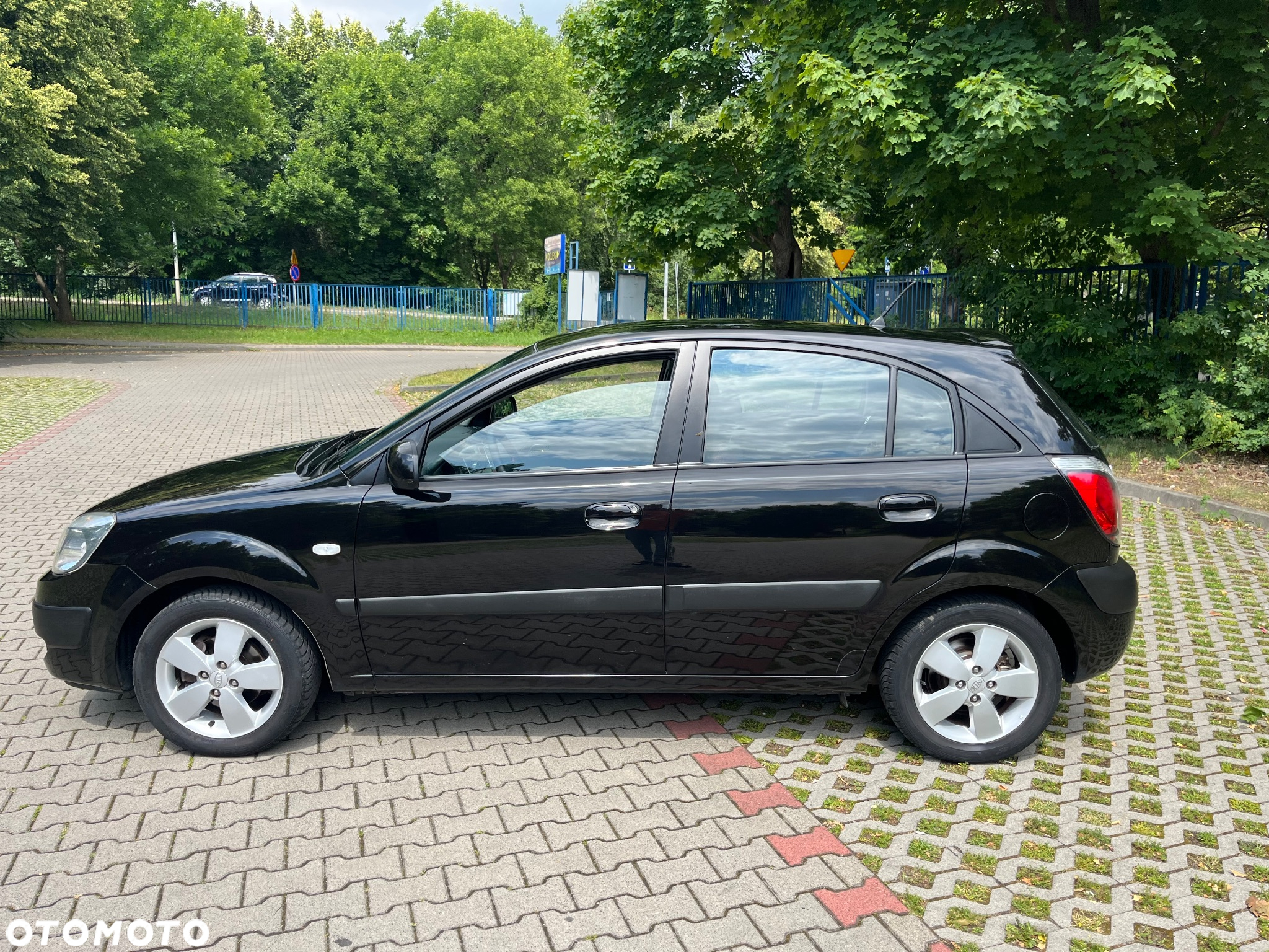 Kia Rio - 6
