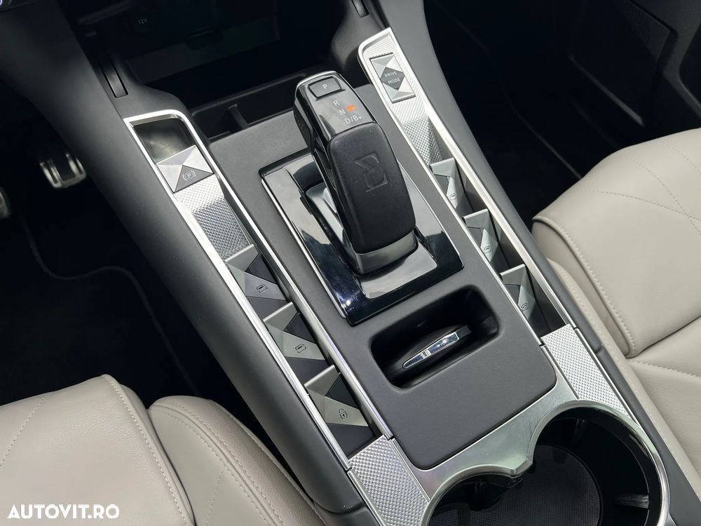 DS Automobiles DS 7 Crossback DS7 1.6 PHeV AWD 300 EAT8 PERFORMANCE LINE + - 14