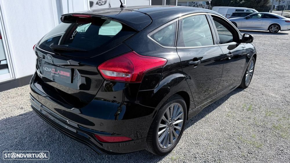 Ford Focus 1.0 EcoBoost S&S COOL&CONNECT DESIGN - 6