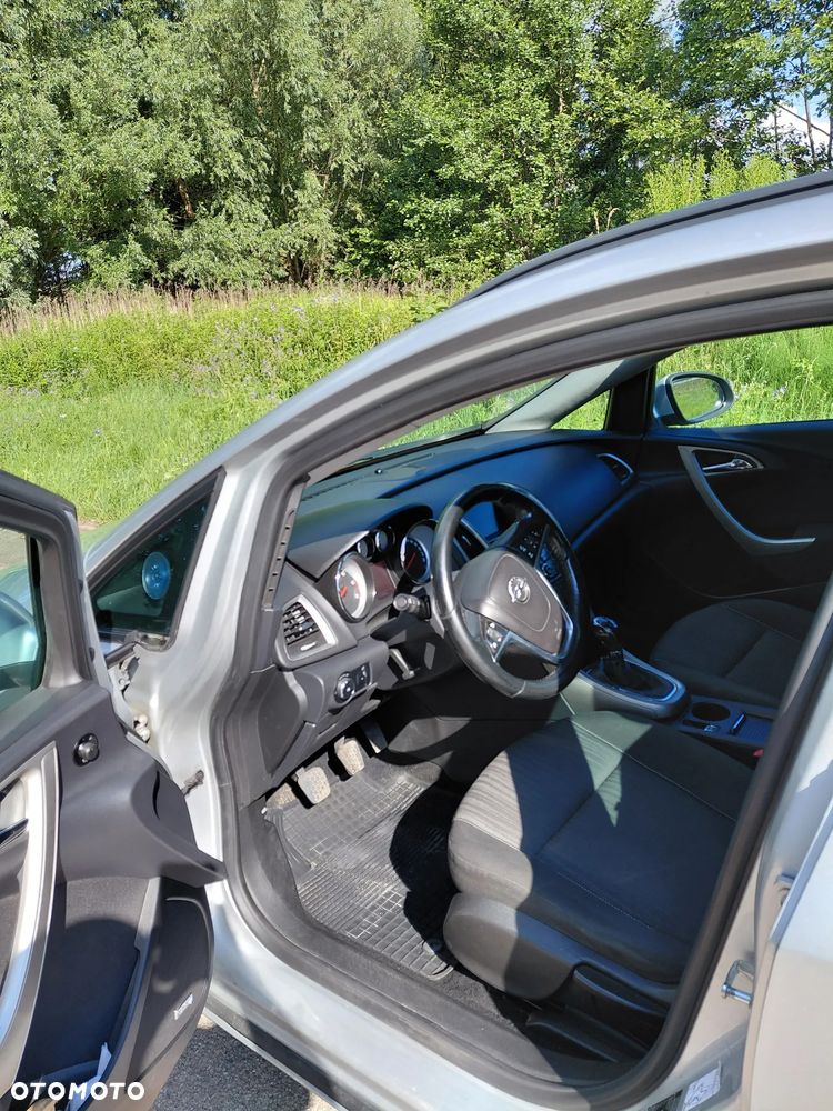 Opel Astra 1.7 CDTI DPF Cosmo - 6