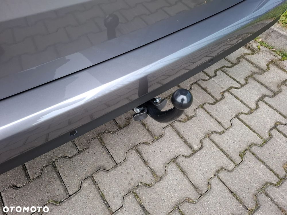 Mercedes-Benz Klasa T 180 d Progressive - 15