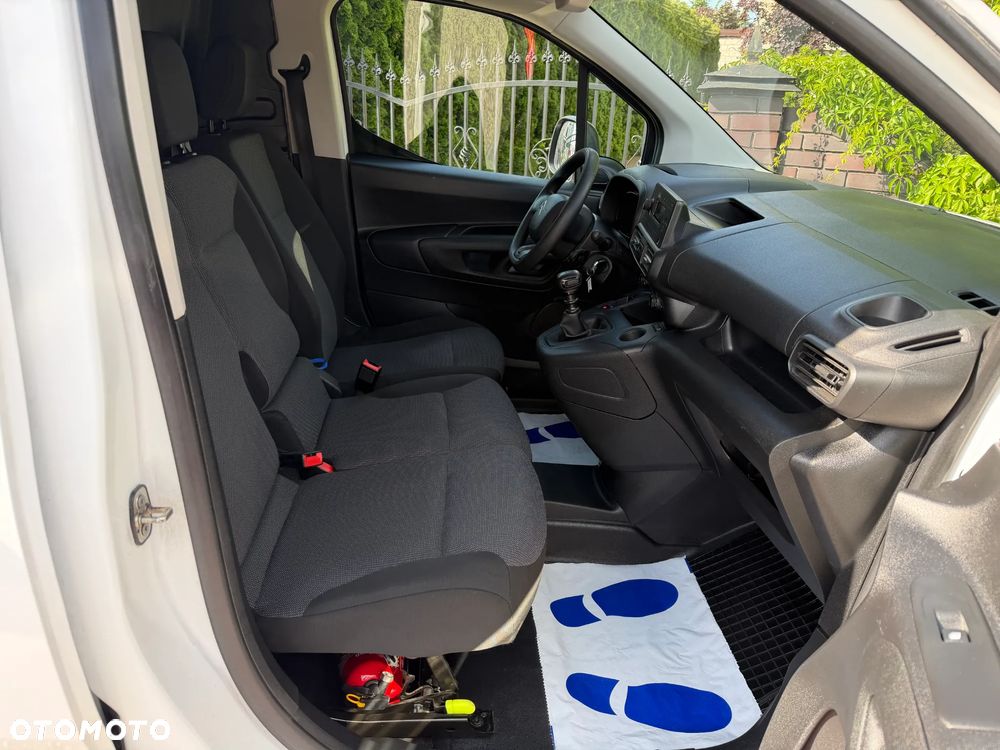 Citroën BERLINGO - 12