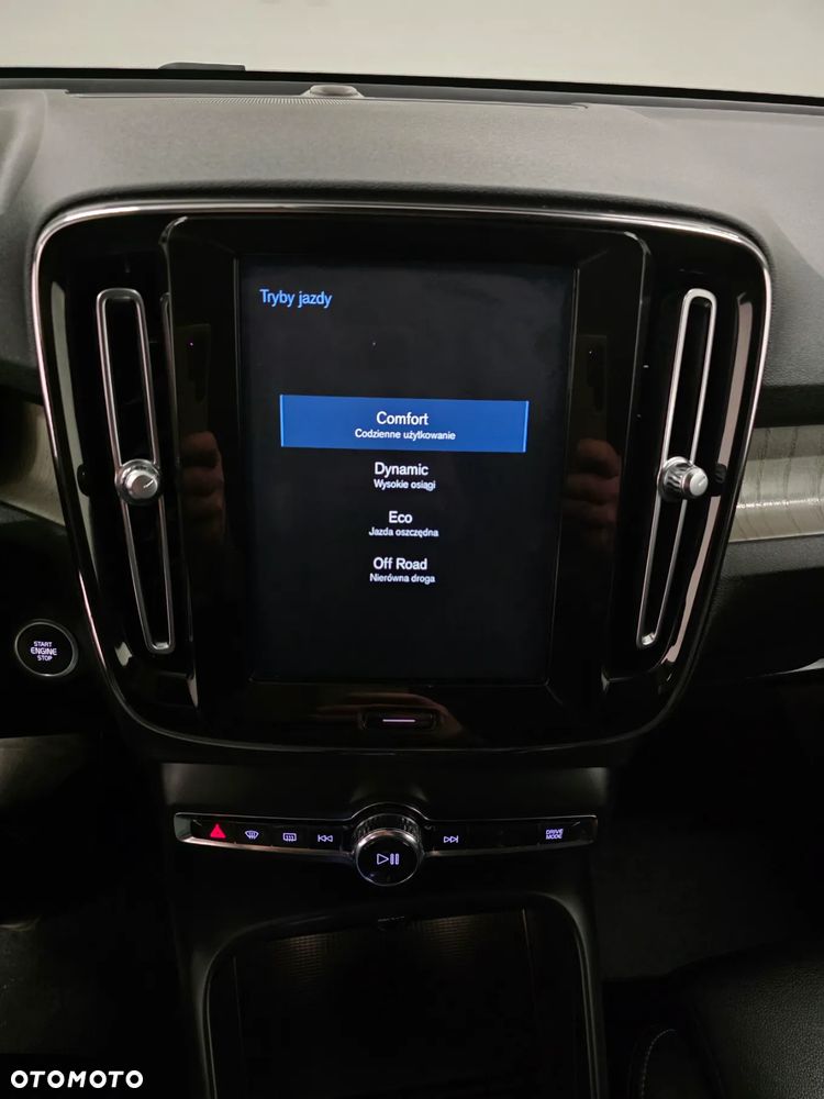 Volvo XC 40 D4 AWD Geartronic Inscription - 14