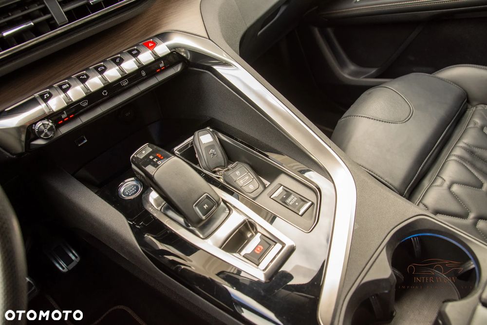 Peugeot 5008 PureTech 180 EAT8 Stop & Start GT Pack - 24