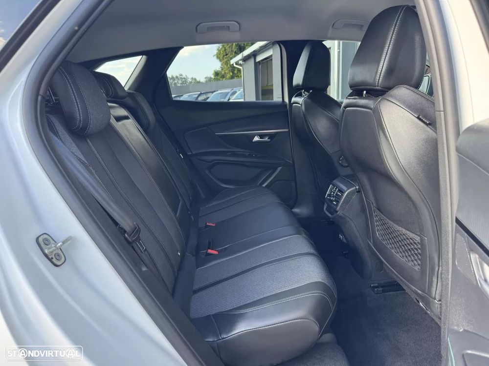 Peugeot 3008 1.2 PureTech Allure Pack - 56