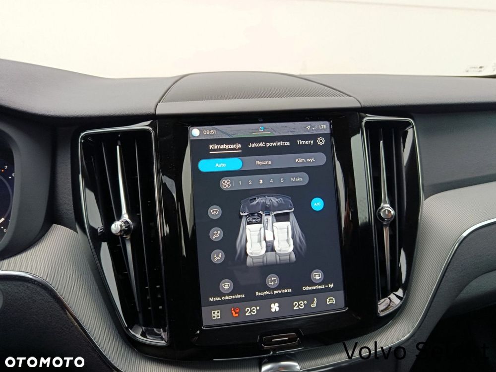 Volvo XC 60 - 21