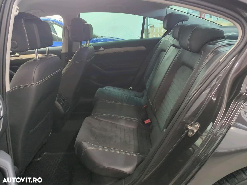 Volkswagen Passat - 7