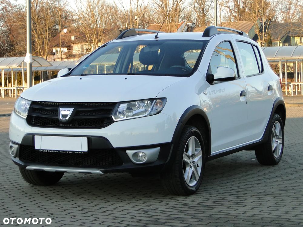 Dacia Sandero Stepway TCe 90 (S&S) Essential - 1