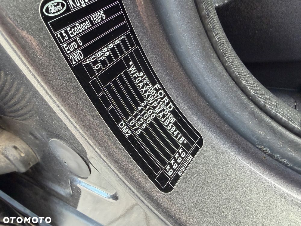 Ford Kuga 1.5 EcoBoost FWD Titanium ASS MMT6 - 6