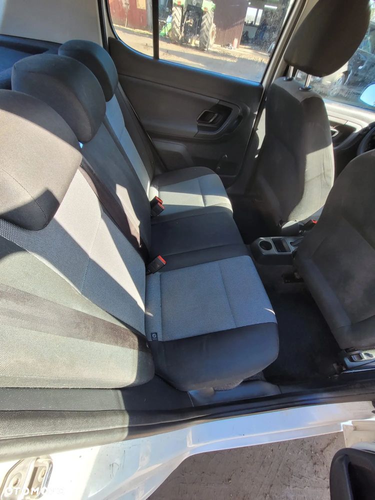 Skoda Fabia 1.6 TDI DPF Easy - 11