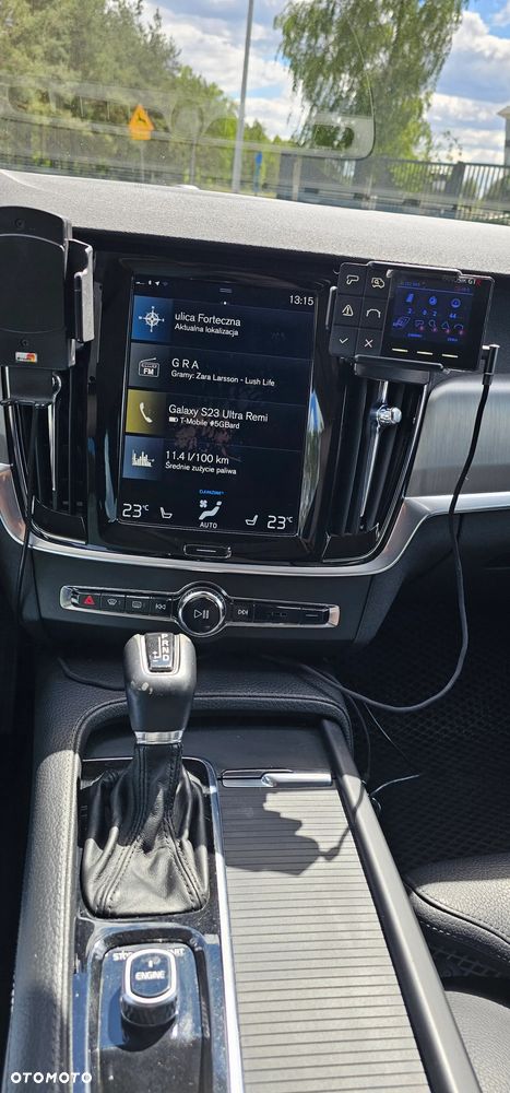 Volvo V90 D4 Momentum - 10