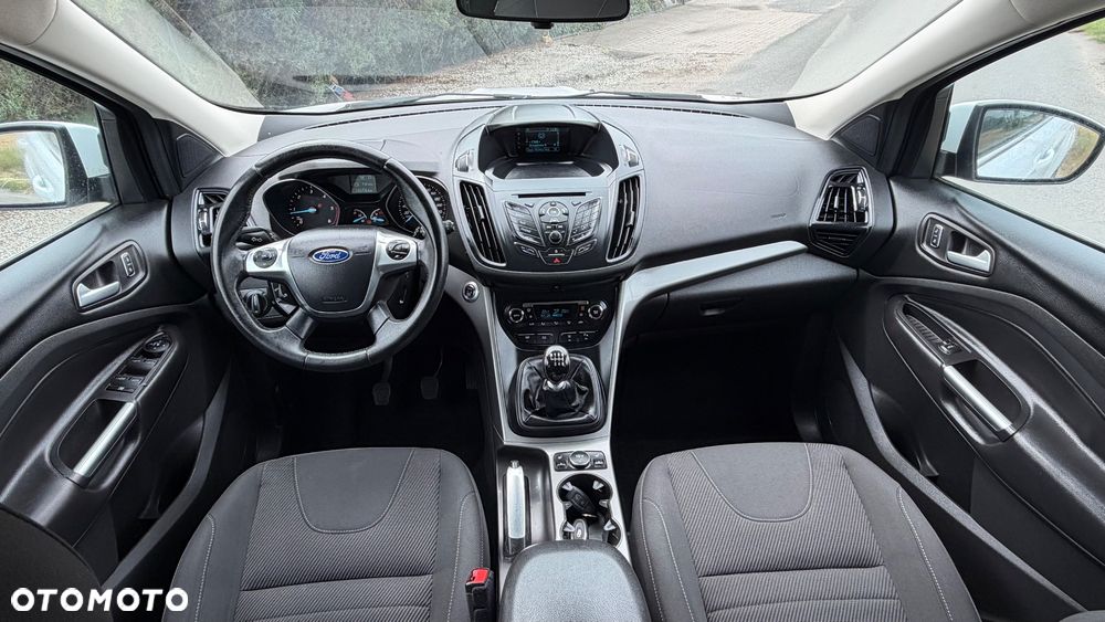 Ford Kuga - 30