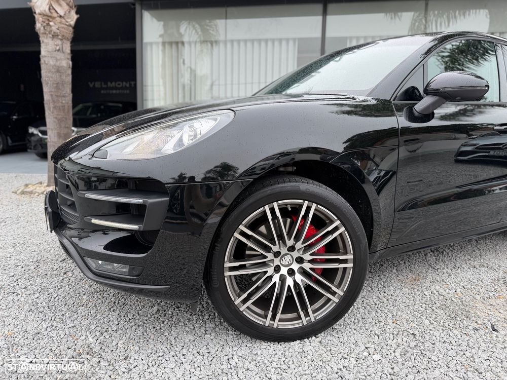 Porsche Macan Turbo - 9