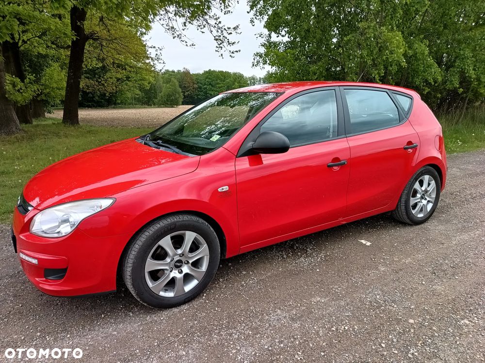 Hyundai i30 1.4 Blue Comfort - 1