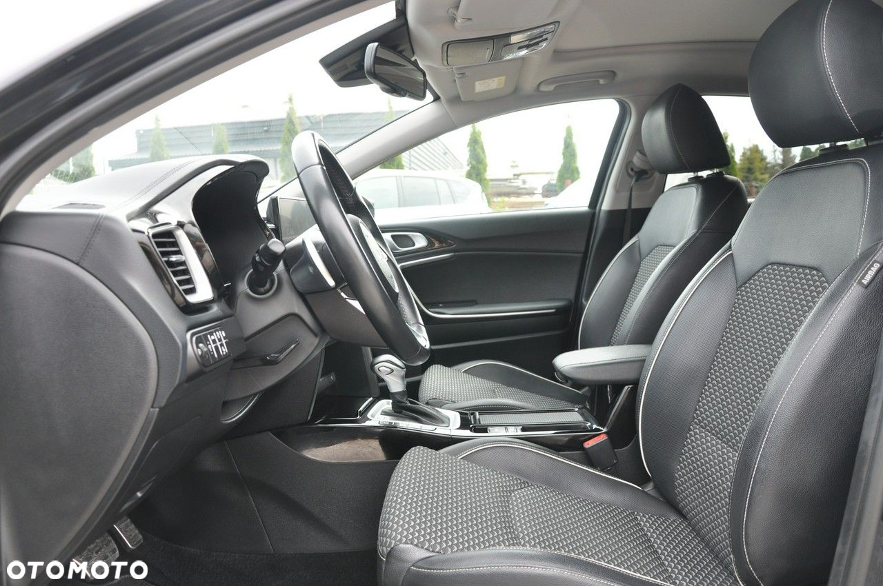 Kia XCeed 1.6 GDI PHEV L Business Line DCT - 14