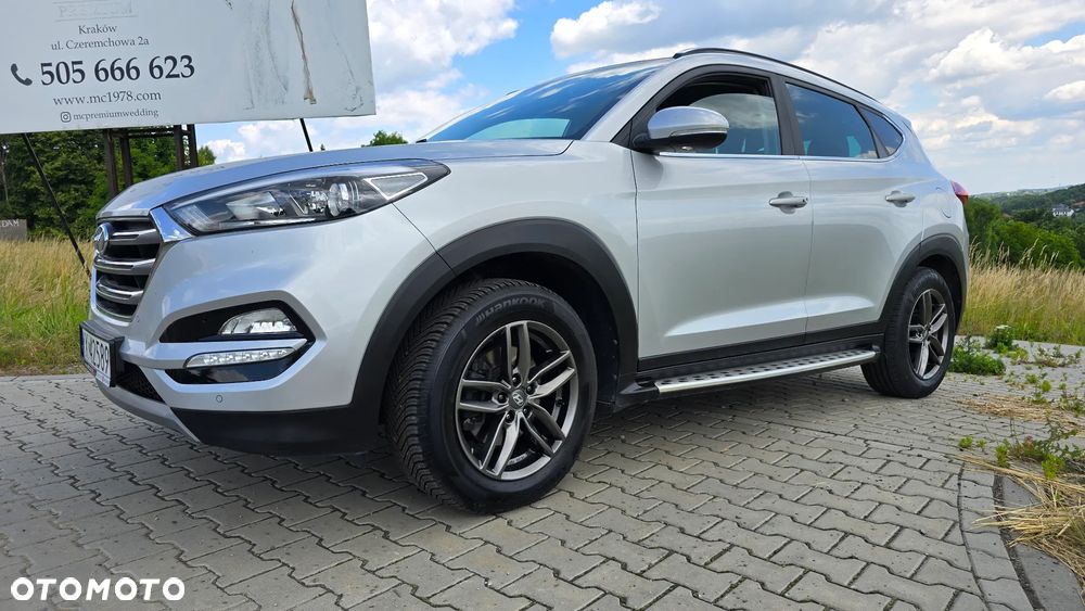 Hyundai Tucson 1.7 CRDI BlueDrive Style 2WD - 27