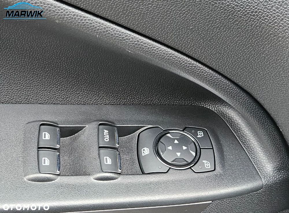 Ford EcoSport - 12