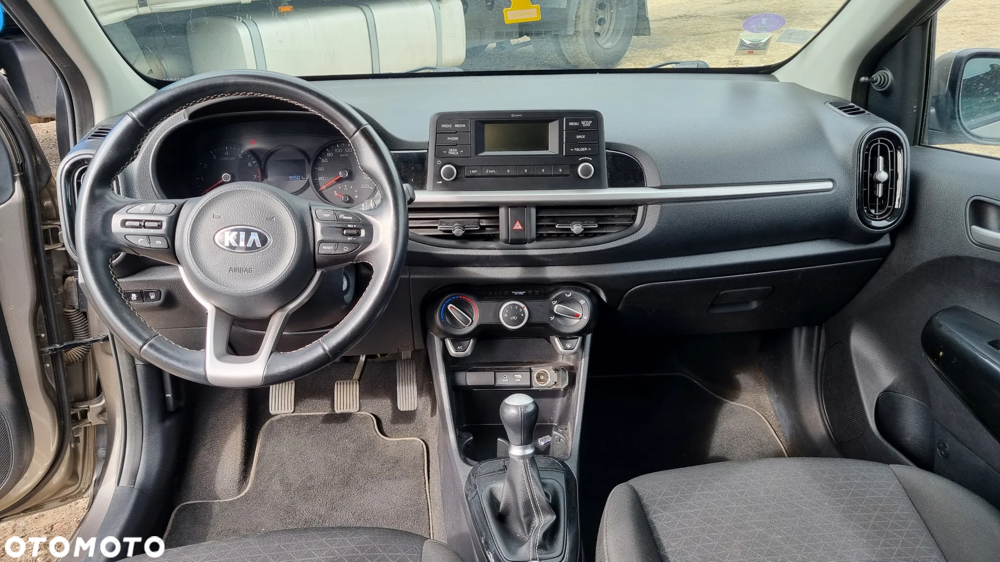 Kia Picanto 1.0 Attract - 34