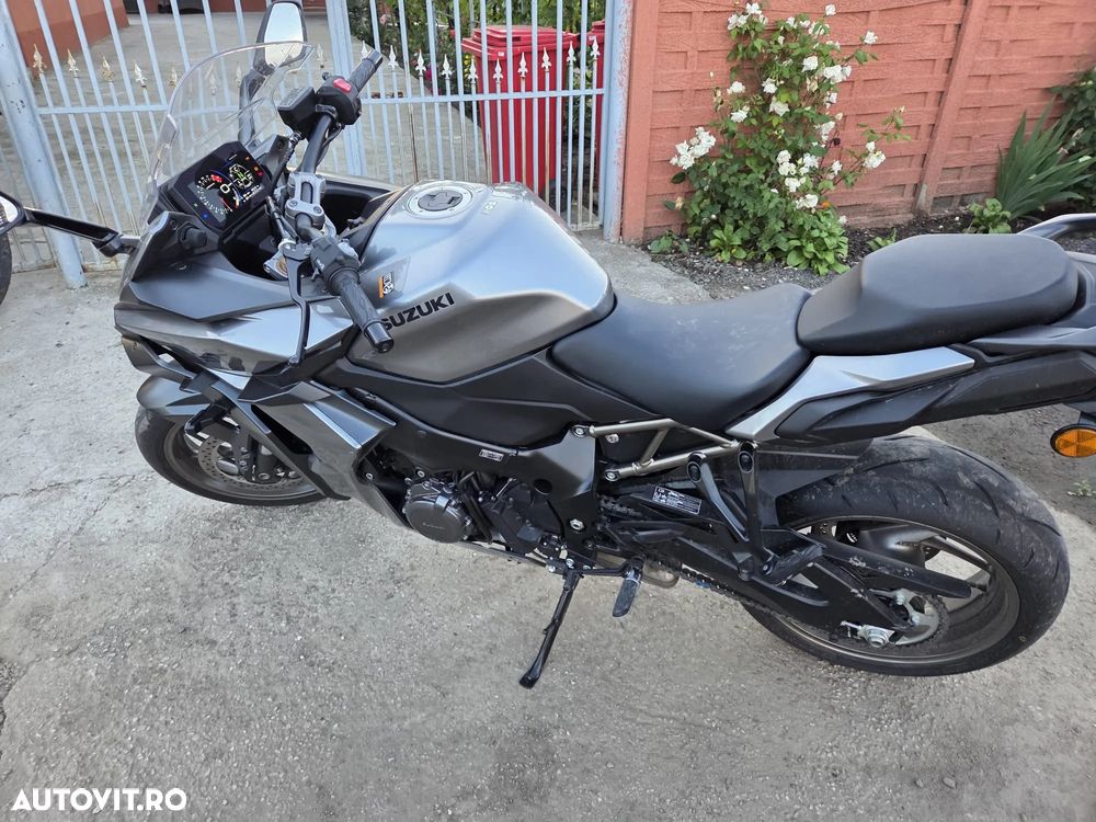 Suzuki GSX 1000SV Katana - 8