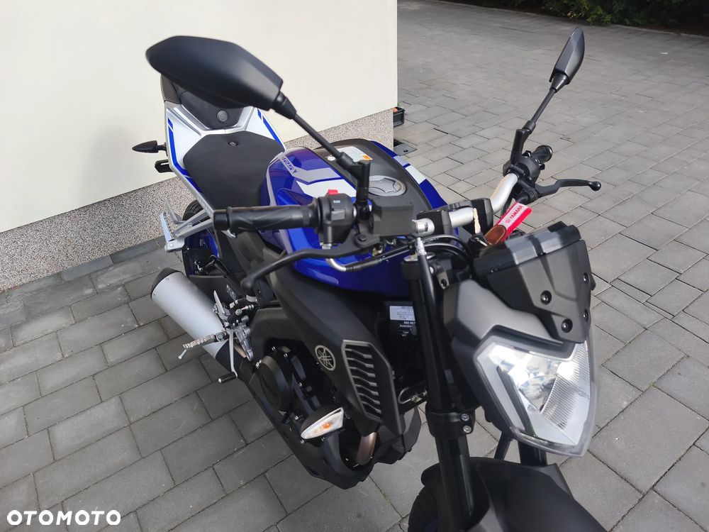 Yamaha MT - 8