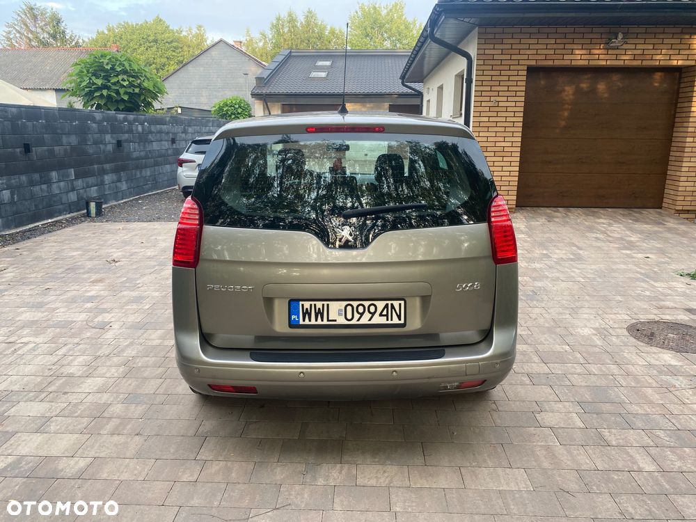 Peugeot 5008 - 14