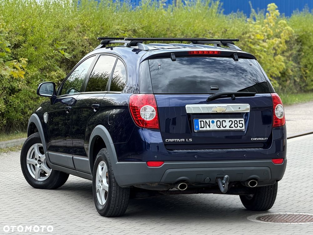 Chevrolet Captiva 2.4 2WD 7 Sitzer LS Family Edition - 4